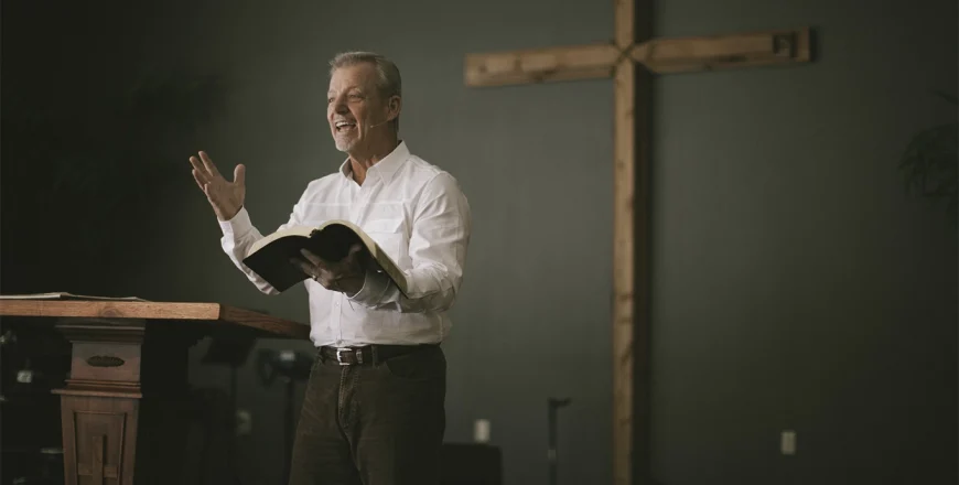 Predicador-pastor.webp